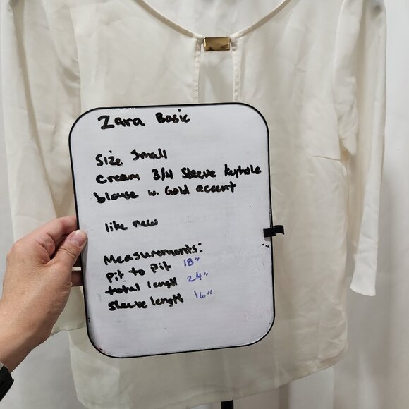 Zara Basic white keyhole blouse - Picture 3 of 3